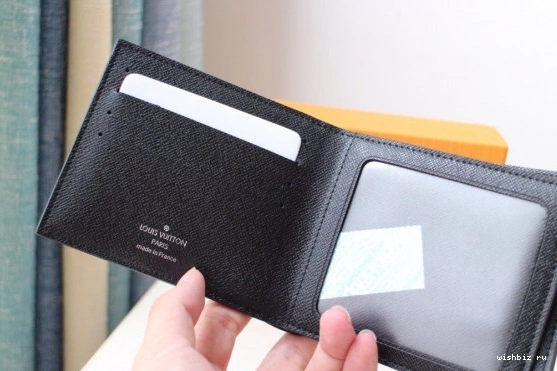 WIS VUITTON LOUIS WALLET AMERIGO 0727
